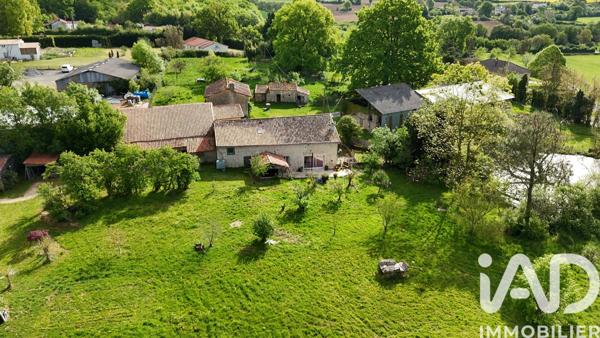 Maison à vendre 5 pièces 179 m² Sommières-du-Clain