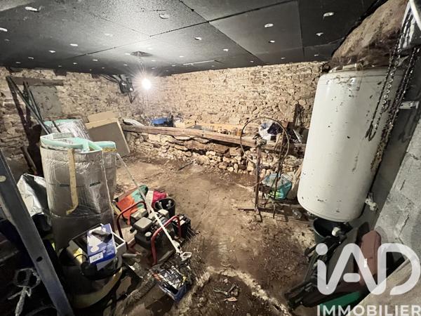 Maison à vendre 5 pièces 179 m² Sommières-du-Clain