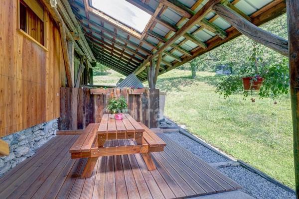 En Savoie (73), Vallée de la Maurienne, à vendre Grange rénovée, Vue dégagée