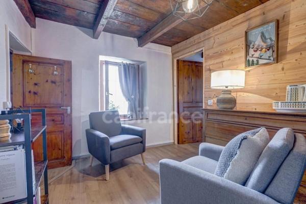 En Savoie (73), Vallée de la Maurienne, à vendre Grange rénovée, Vue dégagée