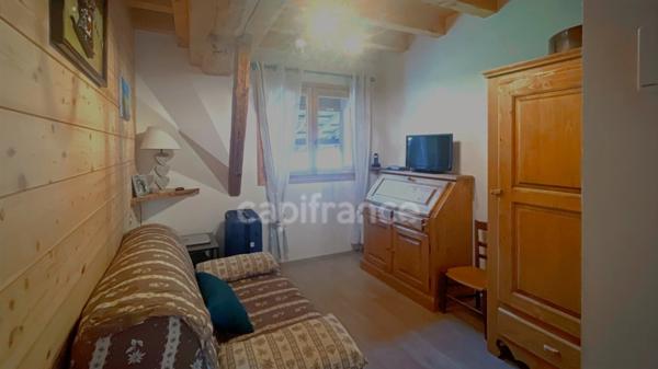 En Savoie (73), Vallée de la Maurienne, à vendre Grange rénovée, Vue dégagée