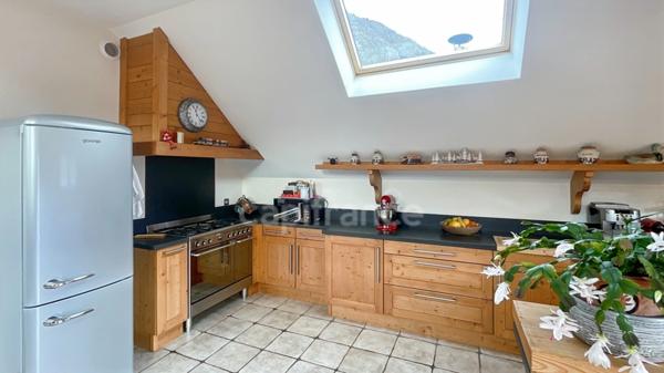 En Savoie (73), Vallée de la Maurienne, à vendre Grange rénovée, Vue dégagée