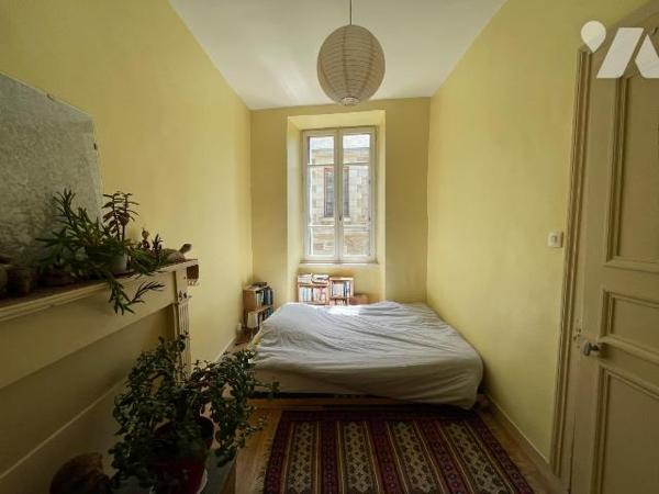 A VENDRE - Au cœur du centre historique, à deux pas de la gare, appartement T3 de 66 m² si...