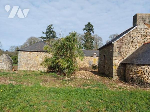 Découvrez cette propriété située entre Rennes et Saint Malo.  Nichée sur un vaste terrain de 15...