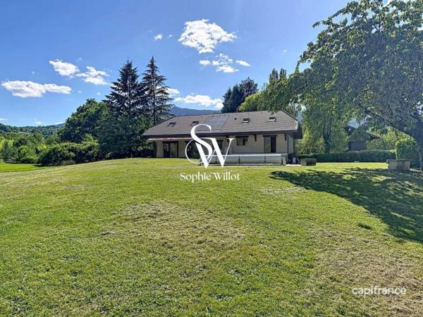 Maison de Famille à vendre 7 pièces - 200 m2 hab. (245 utiles) - 2000m2 terrain prox. Lac - proche de ANNECY (74)