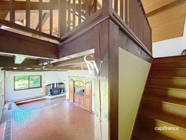 Maison de Famille à vendre 7 pièces - 200 m2 hab. (245 utiles) - 2000m2 terrain prox. Lac - proche de ANNECY (74)