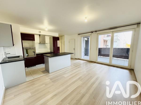 Location appartement 3 pièces 61 m² Massy
