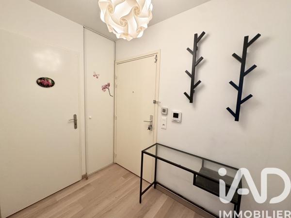 Location appartement 3 pièces 61 m² Massy