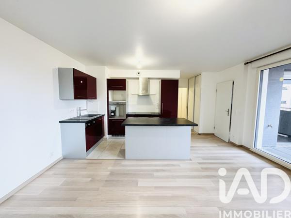Location appartement 3 pièces 61 m² Massy