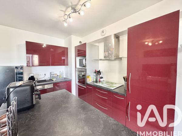 Location appartement 3 pièces 61 m² Massy