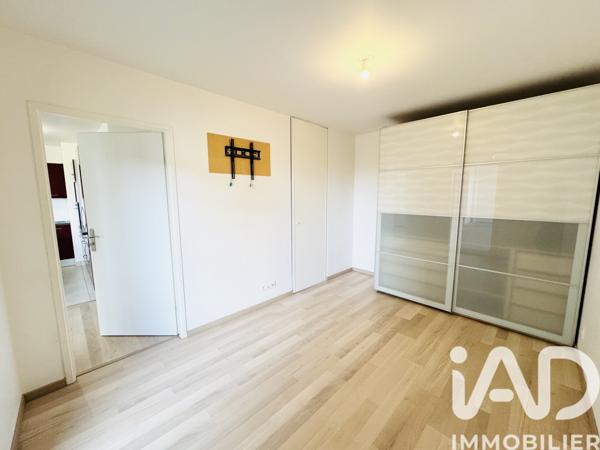 Location appartement 3 pièces 61 m² Massy