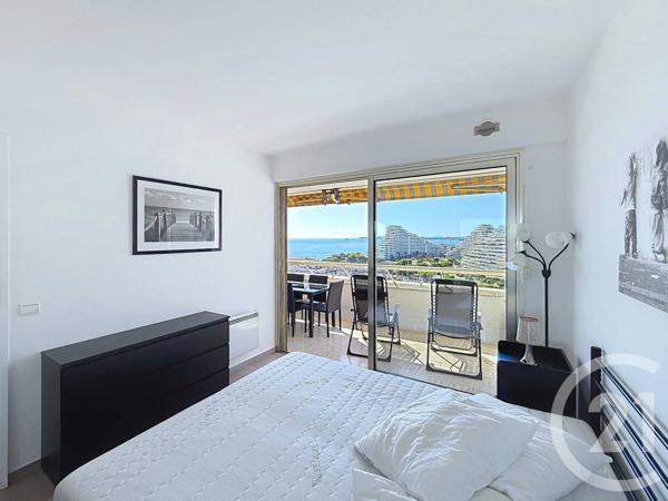 Appartement T3 à vendre  3 pièces - 60 m 2   VILLENEUVE LOUBET  - 06