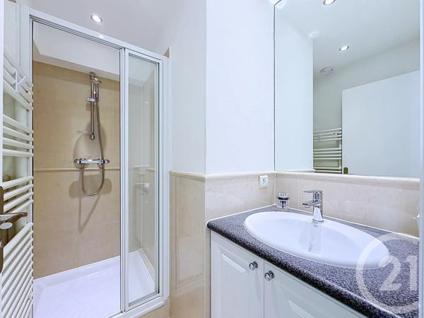 Appartement T3 à vendre  3 pièces - 60 m 2   VILLENEUVE LOUBET  - 06