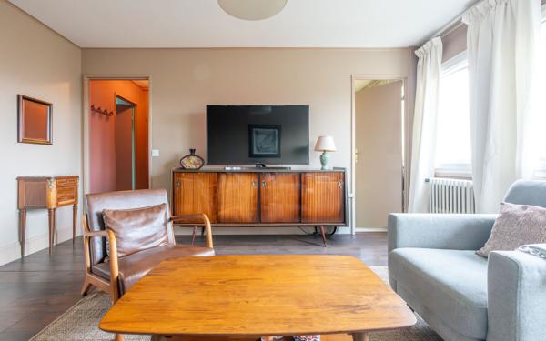 Appartement à vendre    3 pièces • 50,24 m2 Maisons-Alfort