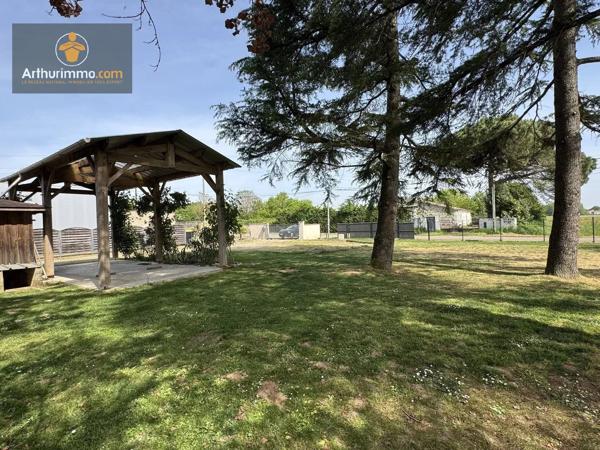 Vente                                                      Maison
                        
                     6 pièces                      183 m2                     à Marmande