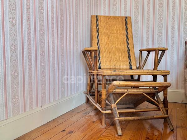 MAISON DE VILLAGE DE 185 M2 À RÉNOVER, 6 CHAMBRES, TERRAIN DÉPORTÉ DE 208 M2, COMBLES AMÉNAGEABLES DE 120 M2, FIBRE OPTIQUE, GARAGE, ATELIER, CAVE VOÛTÉE, TF 182€