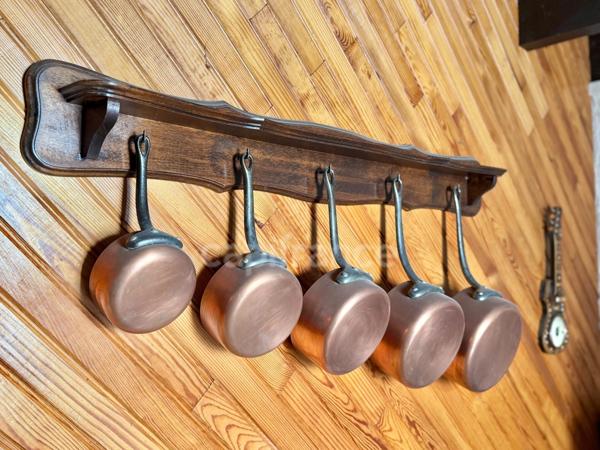 MAISON DE VILLAGE DE 185 M2 À RÉNOVER, 6 CHAMBRES, TERRAIN DÉPORTÉ DE 208 M2, COMBLES AMÉNAGEABLES DE 120 M2, FIBRE OPTIQUE, GARAGE, ATELIER, CAVE VOÛTÉE, TF 182€