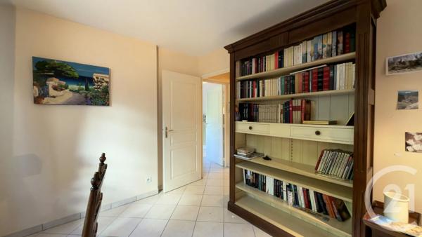 Appartement F4 à vendre  4 pièces - 99,26 m 2   GAP  - 05