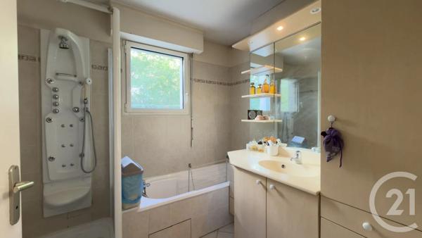 Appartement F4 à vendre  4 pièces - 99,26 m 2   GAP  - 05