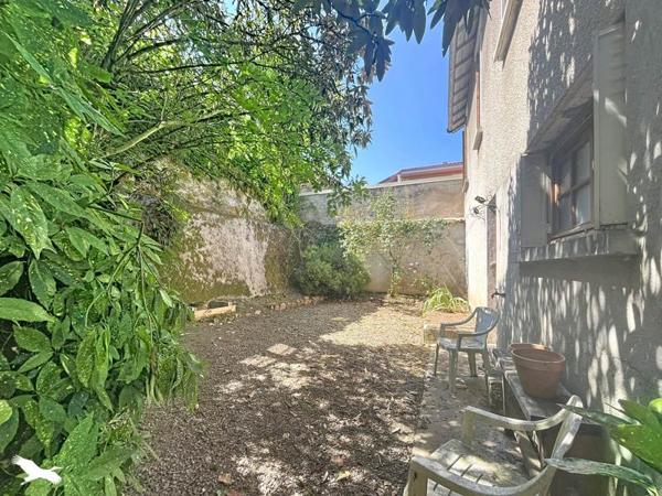 Maison 103 740 € Rochechouart 6 p 83 m² DPE F