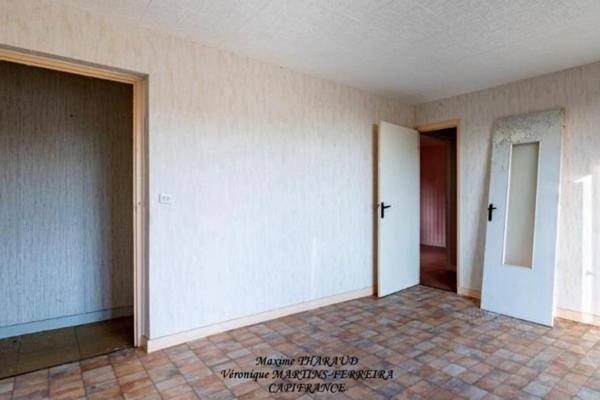 Immeubles de rapport à fort potentiel 20 logements à La Guiche (71)