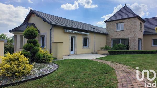 Maison 10 pièces de 305 m² à Montaulin (10270)