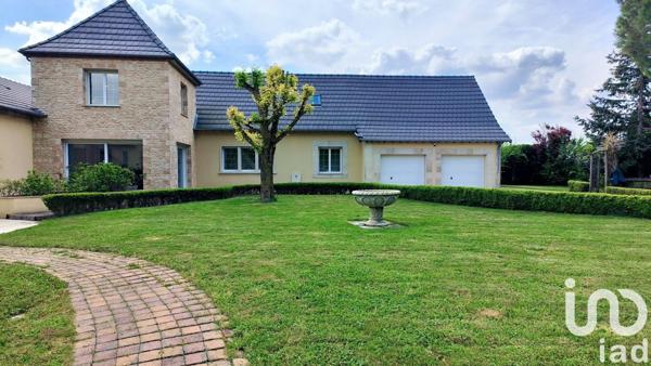 Maison 10 pièces de 305 m² à Montaulin (10270)