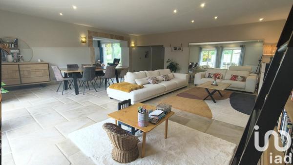 Maison 10 pièces de 305 m² à Montaulin (10270)