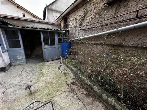 Maison à vendre à Villeneuve-sur-Yonne dans l'Yonne (89500), ref : 250005