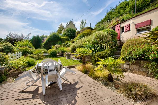 Charmante maison avec jardin bucolique et vue panoramique sur la vallée - Plérin