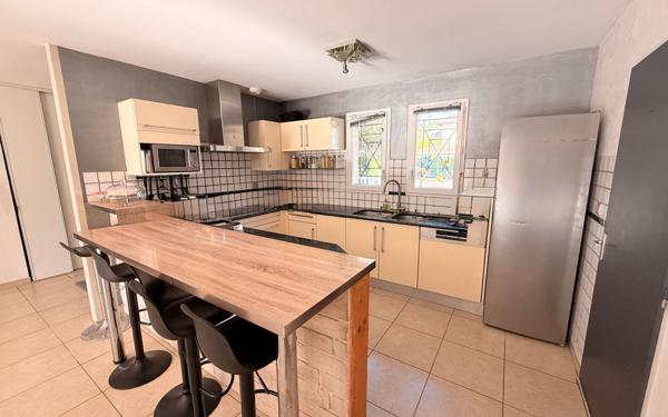 Maison à vendre    7 pièces • 164 m2 Angresse