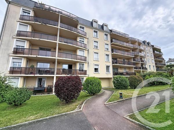Appartement F2 à vendre  2 pièces - 61,79 m 2   GUERET  - 23