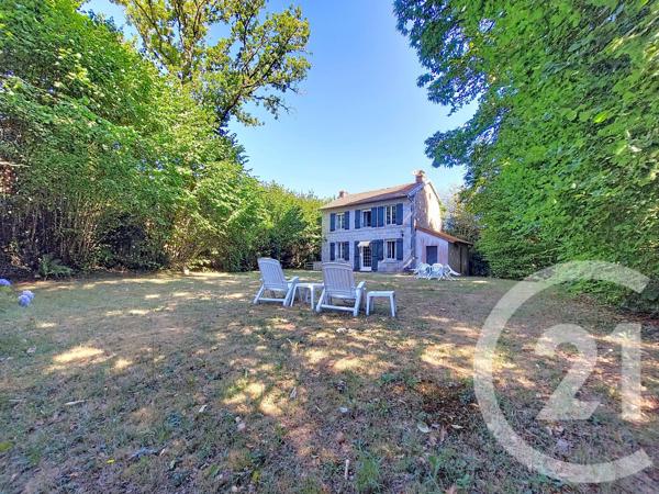 Appartement F2 à vendre  2 pièces - 61,79 m 2   GUERET  - 23