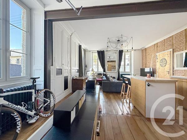 Appartement F2 à vendre  2 pièces - 61,79 m 2   GUERET  - 23