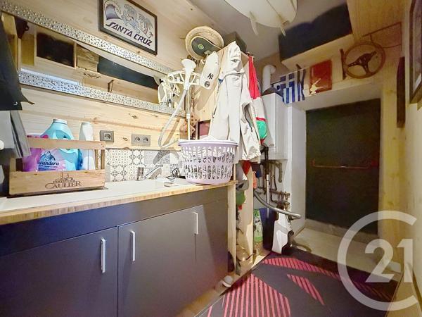 Appartement F2 à vendre  2 pièces - 61,79 m 2   GUERET  - 23