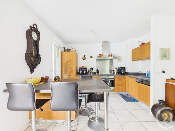 Appartement T3 à vendre  3 pièces - 63,70 m 2   ESPELETTE  - 64