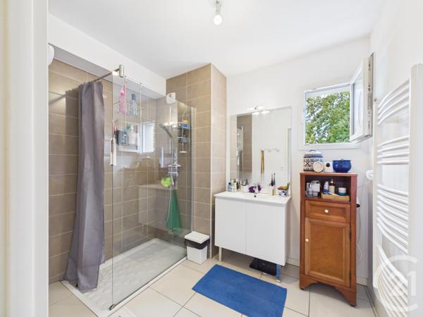 Appartement T3 à vendre  3 pièces - 63,70 m 2   ESPELETTE  - 64