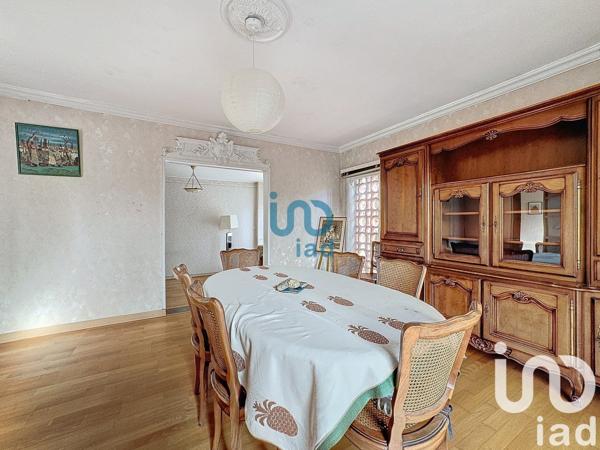 Maison traditionnelle 6 pièces de 130 m² à Narbonne (11100)