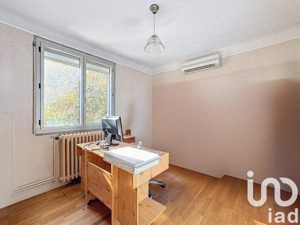 Maison traditionnelle 6 pièces de 130 m² à Narbonne (11100)