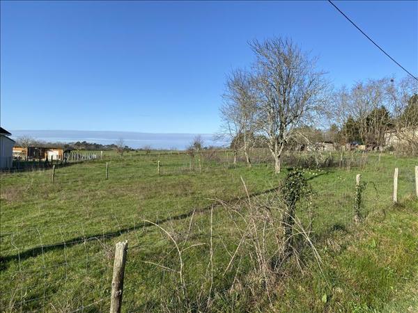 Terrain à vendre |  Le Pizou |  1000 m²