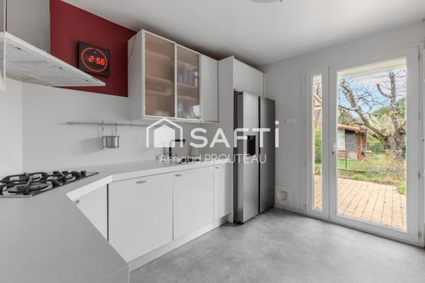 Maison T4 - Lumineuse - Jardins -Garage