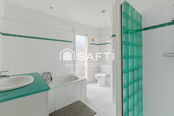 Maison T4 - Lumineuse - Jardins -Garage