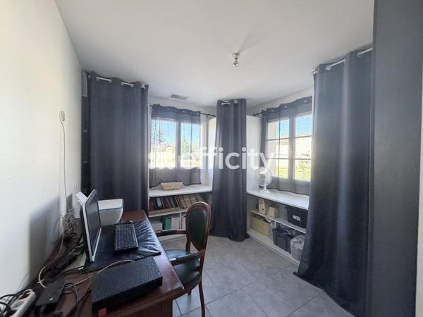 Maison
         6 pièces
        - 160 m² Exclusivité