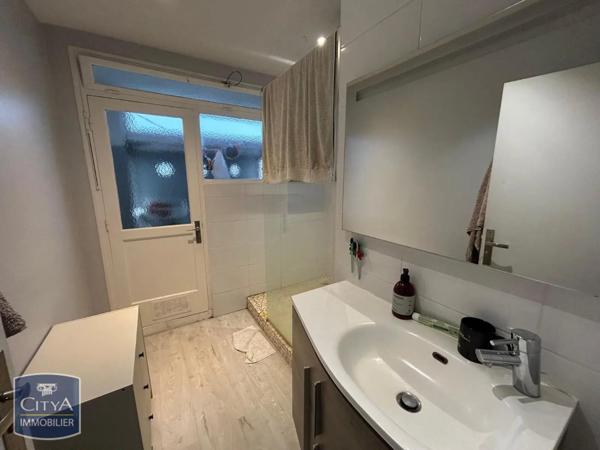 Appartement à louer 3 pièces 71.7m²