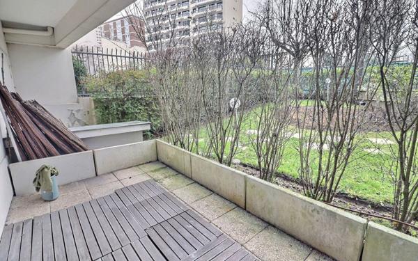 Appartement à vendre    2 pièces • 42,67 m2 Paris 20