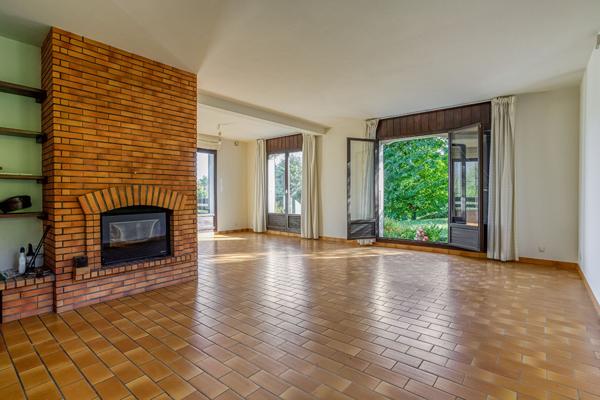 Spacieuse maison a vendre a Saint Baldoph - 11 Pieces et 7 Chambres !