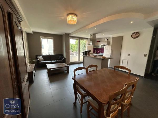 Appartement à louer 3 pièces 61.64m² Lille (59000)