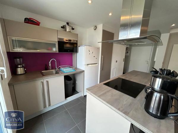 Appartement à louer 3 pièces 61.64m² Lille (59000)