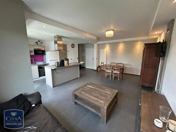 Appartement à louer 3 pièces 61.64m² Lille (59000)