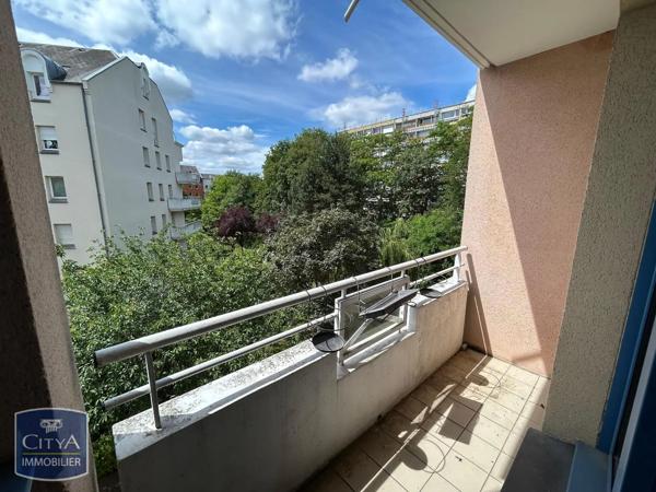 Appartement à louer 3 pièces 61.64m² Lille (59000)